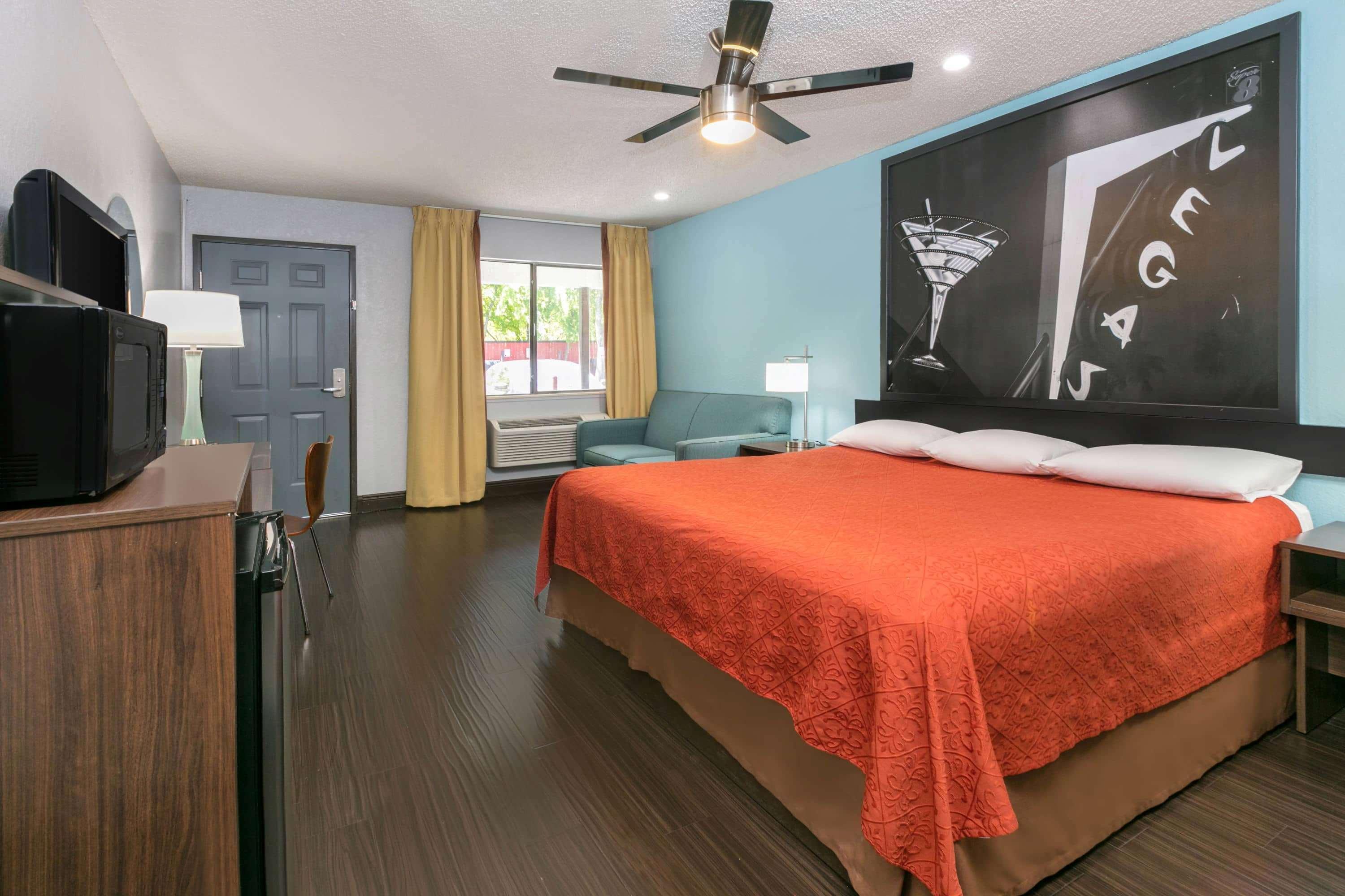 Super 8 By Wyndham Austin University/Downtown Area Extérieur photo