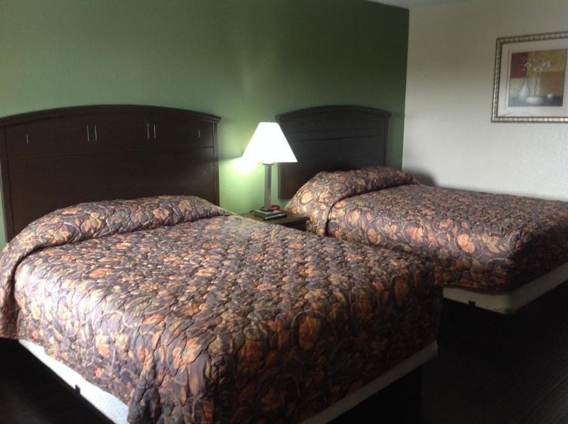 Super 8 By Wyndham Austin University/Downtown Area Extérieur photo